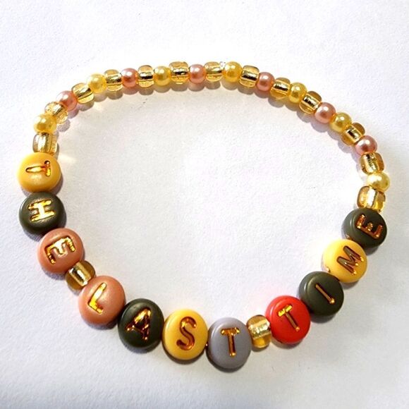 Taylor Swift Friendship Bracelet - Picture 1 of 2